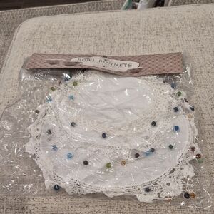 Two's Company White Bowl Bonnets with Bead Weights (3)Set NEW